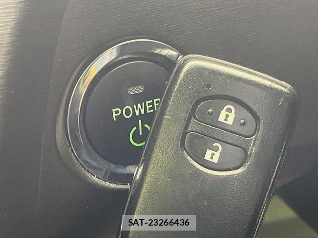 Toyota PRIUS 2010-04 7562668-6