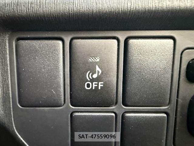 Toyota PRIUS 2015-09 7562669-29