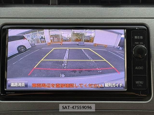 Toyota PRIUS 2015-09 7562669-3