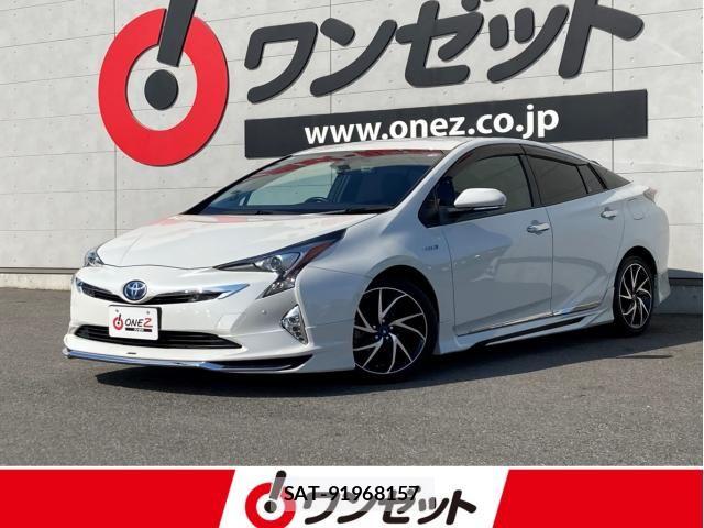Toyota PRIUS 2017-08 7562655-0