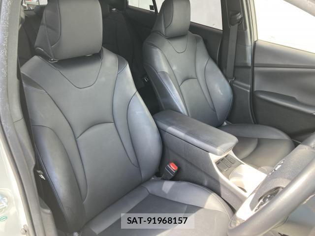 Toyota PRIUS 2017-08 7562655-22