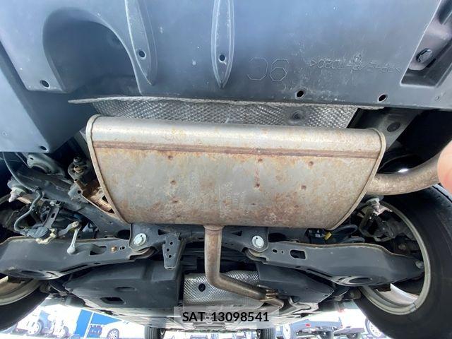 Toyota PRIUS 2016-09 7562663-26
