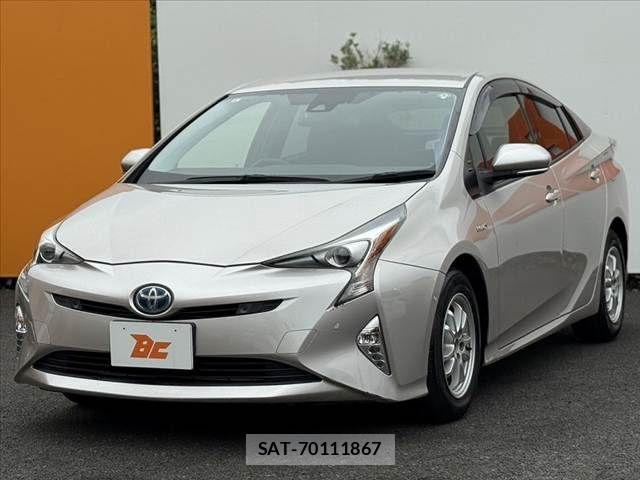 Toyota PRIUS 2017-05 7619279-9