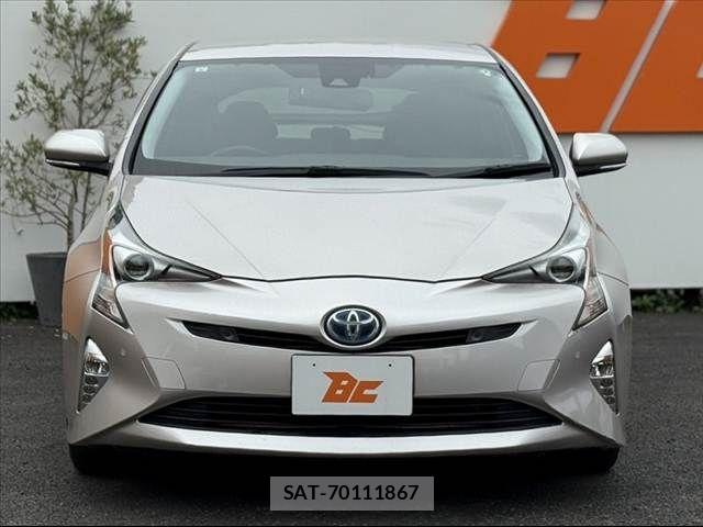 Toyota PRIUS 2017-05 7619279-8