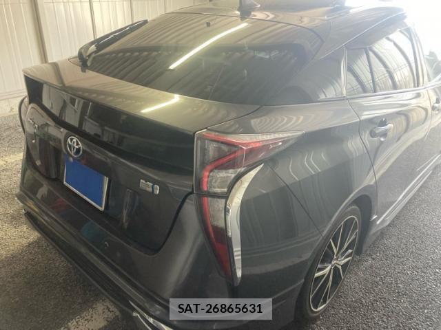 Toyota PRIUS 2016-07 7619267-3