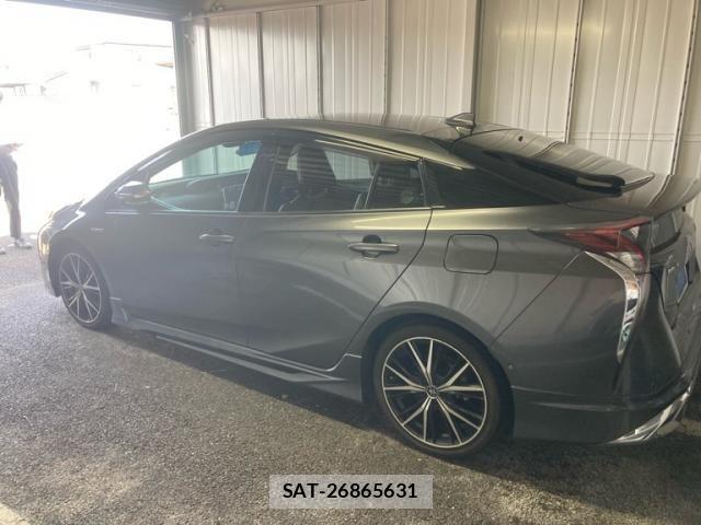 Toyota PRIUS 2016-07 7619267-4