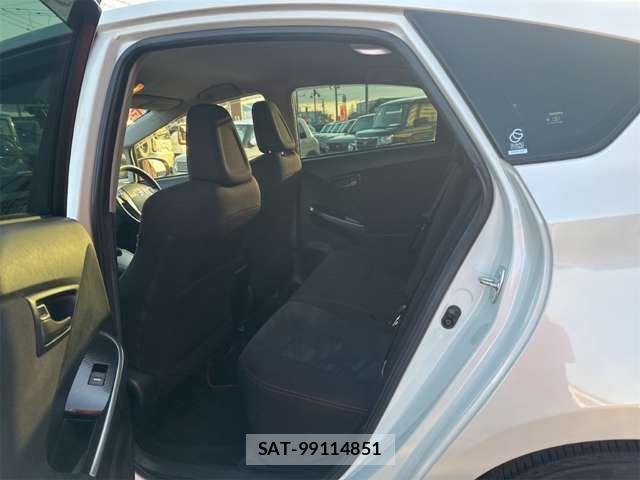 Toyota PRIUS 2014-06 7619298-16