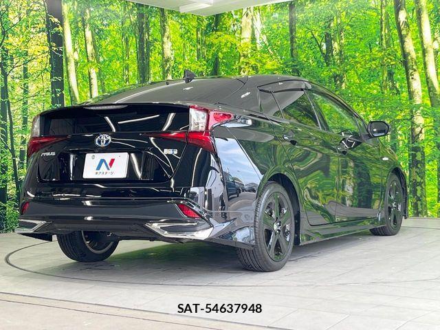 Toyota PRIUS 2018-12 7619240-16