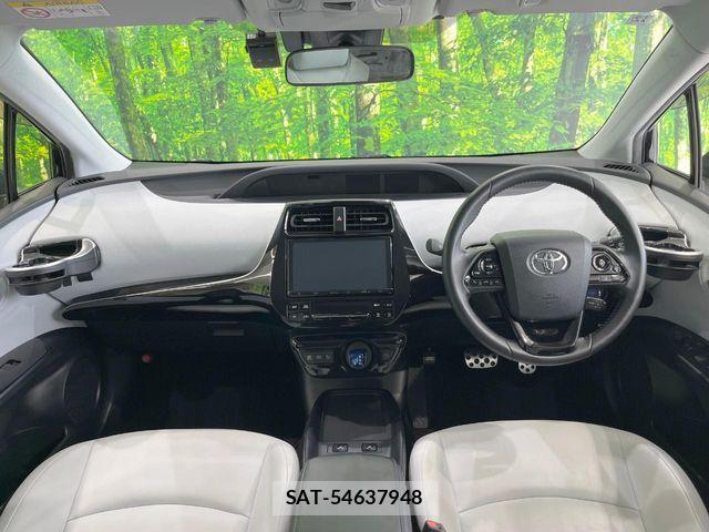 Toyota PRIUS 2018-12 7619240-1