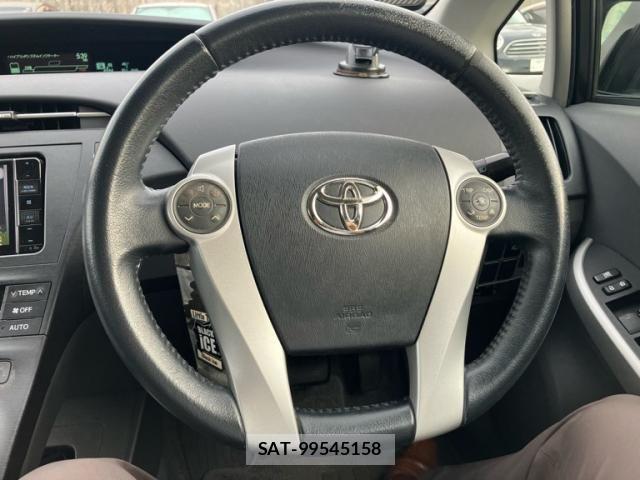 Toyota PRIUS 2011-10 7619330-17