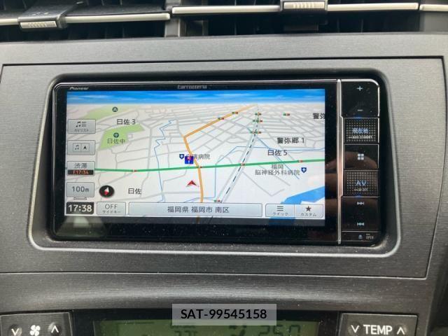 Toyota PRIUS 2011-10 7619330-24