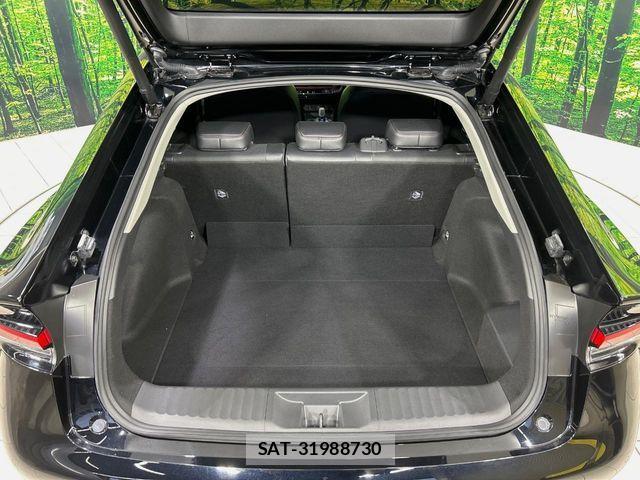 Toyota PRIUS 2023-08 7619213-9
