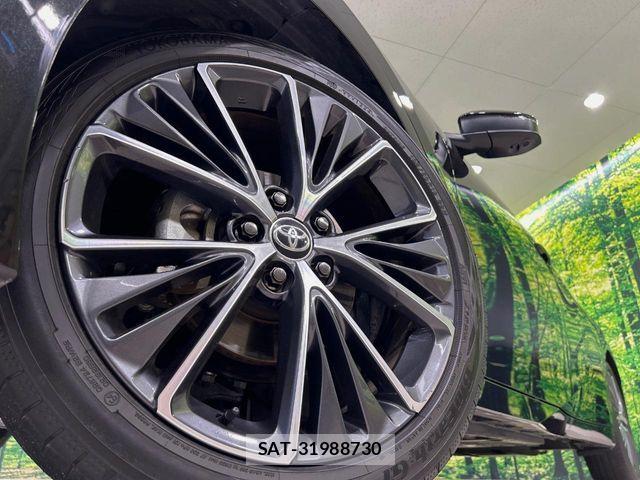 Toyota PRIUS 2023-08 7619213-12