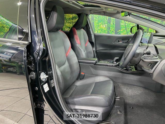 Toyota PRIUS 2023-08 7619213-7