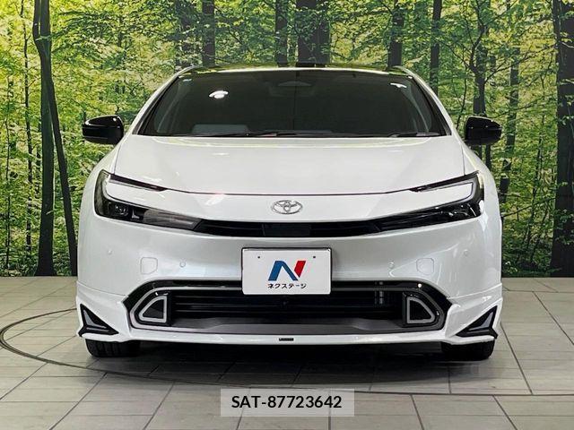 Toyota PRIUS 2025-05 7619206-13