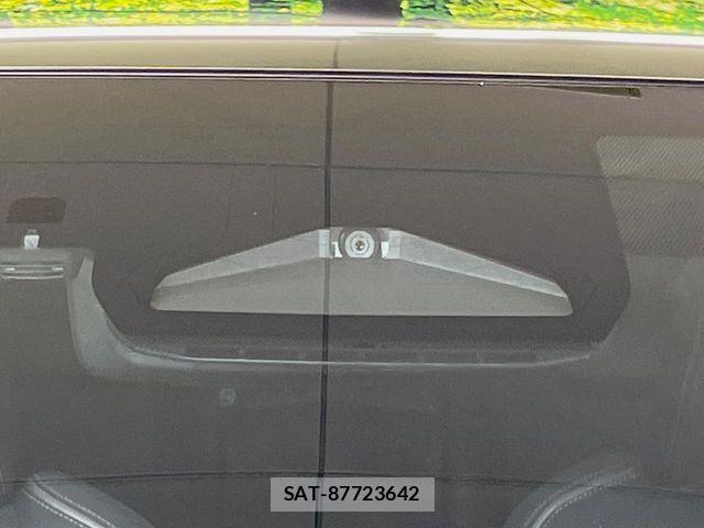 Toyota PRIUS 2025-05 7619206-6