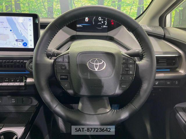 Toyota PRIUS 2025-05 7619206-7