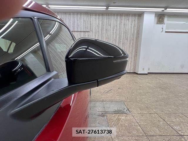 Toyota PRIUS 2023-01 7619231-24