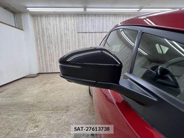 Toyota PRIUS 2023-01 7619231-25