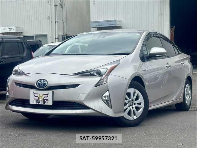 Toyota PRIUS 2017-05 7619272-0