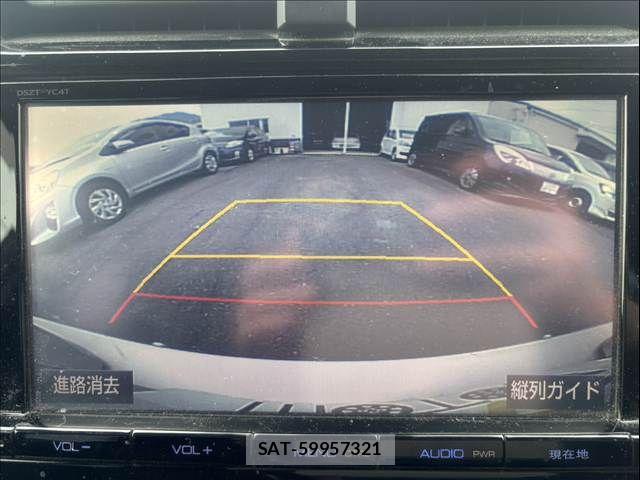 Toyota PRIUS 2017-05 7619272-17