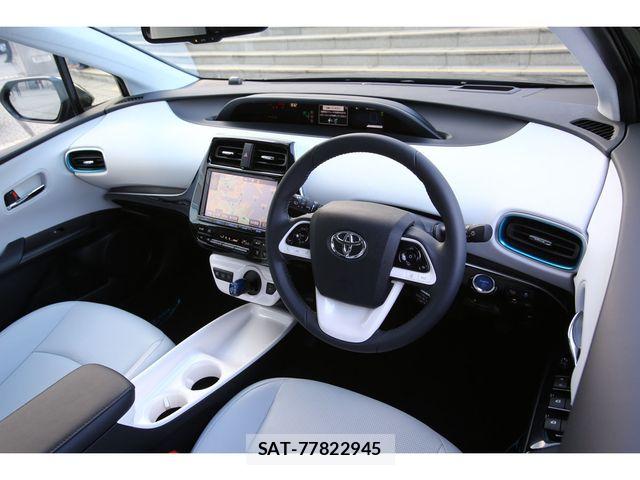Toyota PRIUS 2016-06 7619285-1