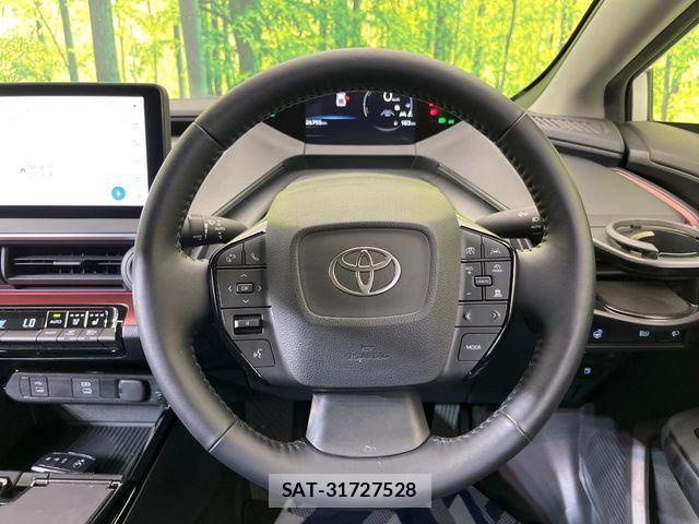 Toyota PRIUS 2023-05 7619212-10