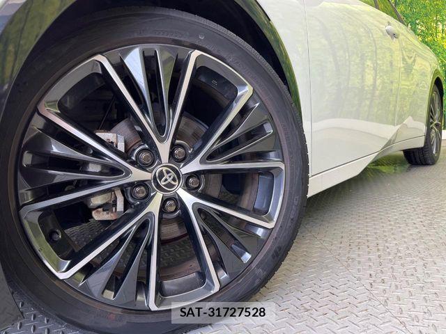 Toyota PRIUS 2023-05 7619212-12