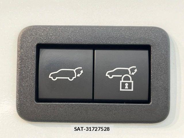 Toyota PRIUS 2023-05 7619212-6