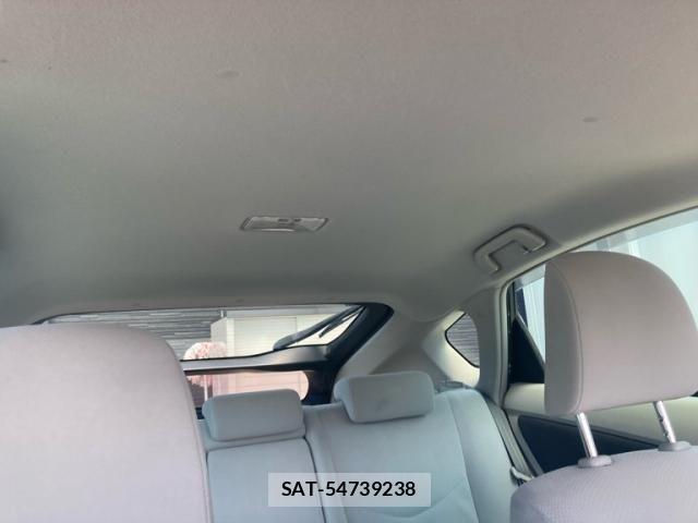 Toyota PRIUS 2010-03 7619348-13