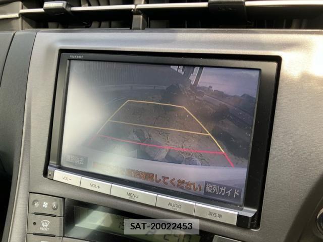 Toyota PRIUS 2015-09 7619305-18