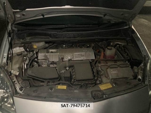 Toyota PRIUS 2010-05 7619327-19