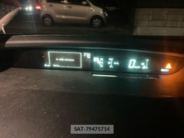 Toyota PRIUS 2010-05 7619327-21