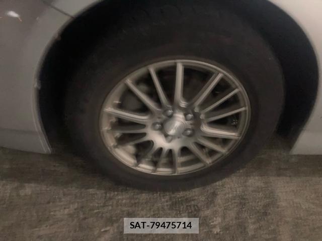 Toyota PRIUS 2010-05 7619327-2