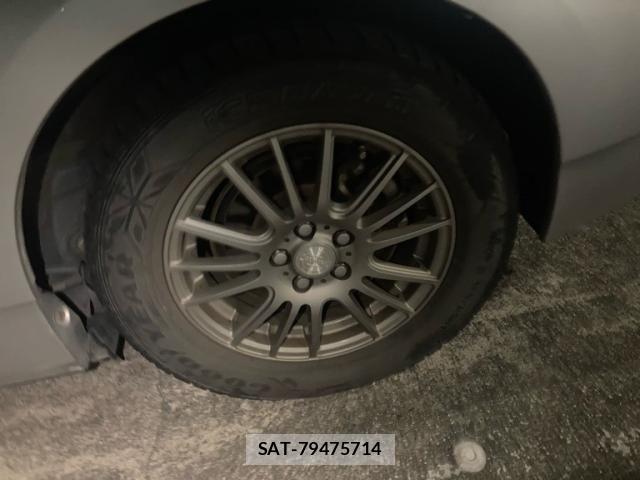 Toyota PRIUS 2010-05 7619327-5