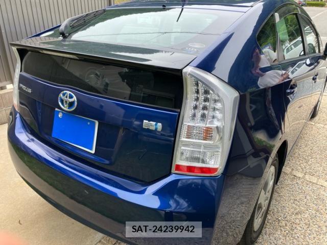 Toyota PRIUS 2009-09 7619326-4