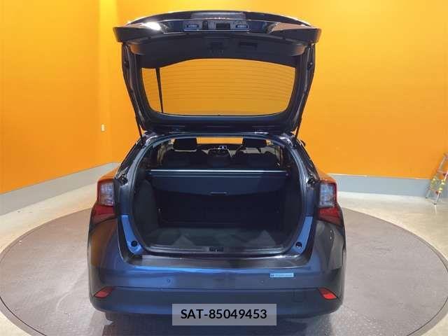 Toyota PRIUS 2019-04 7619254-17