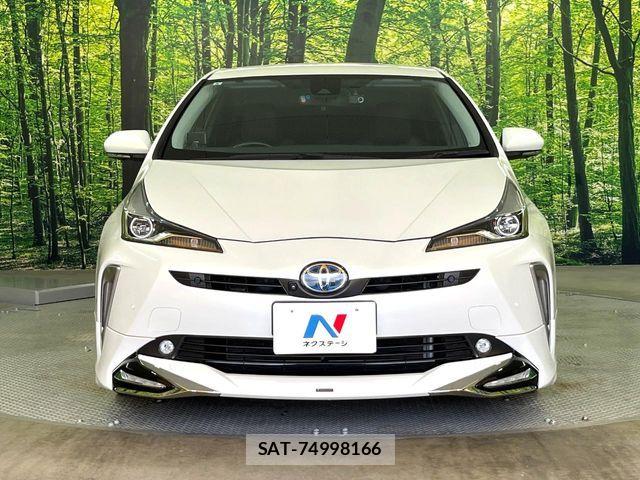 Toyota PRIUS 2021-08 7619246-13