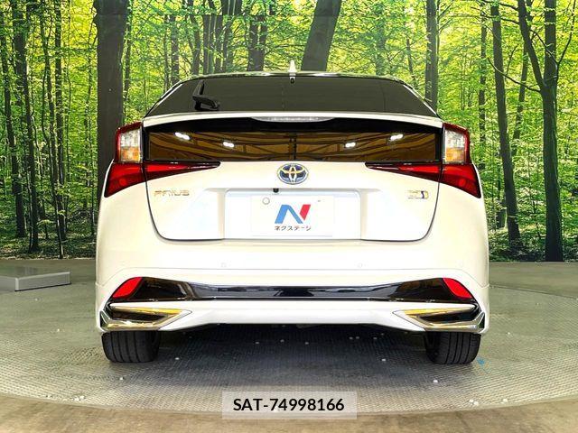 Toyota PRIUS 2021-08 7619246-14