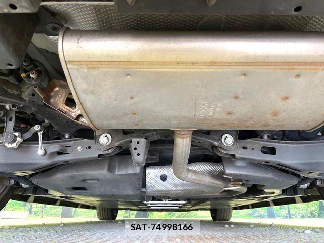 Toyota PRIUS 2021-08 7619246-18