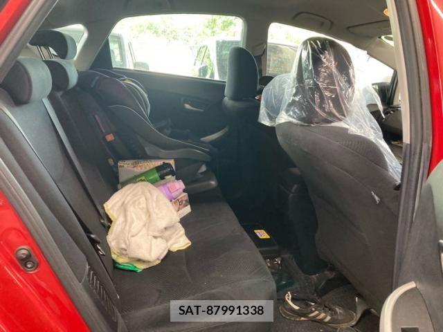 Toyota PRIUS 2013-10 7619311-10