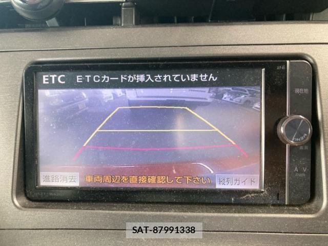 Toyota PRIUS 2013-10 7619311-14