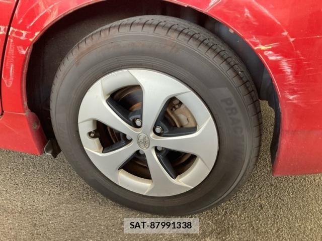 Toyota PRIUS 2013-10 7619311-6