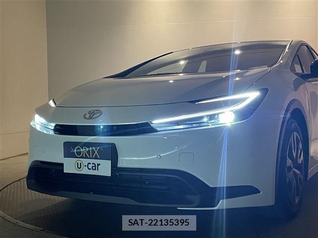Toyota PRIUS 2023-11 7619242-12