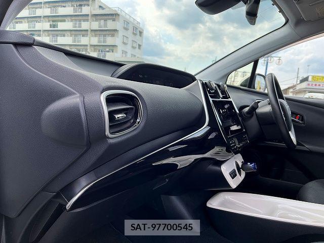 Toyota PRIUS 2016-12 7619257-18
