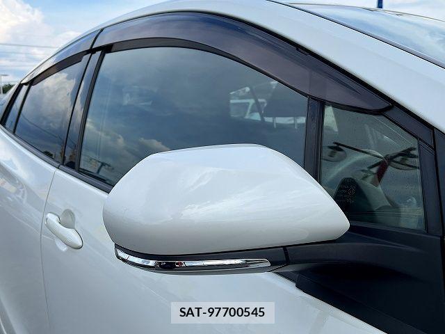 Toyota PRIUS 2016-12 7619257-24