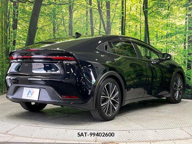Toyota PRIUS 2023-04 7619234-17