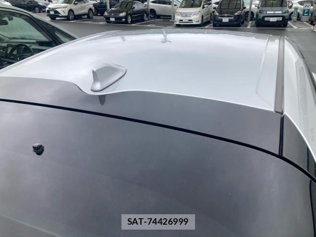 Toyota PRIUS 2016-04 7619304-11