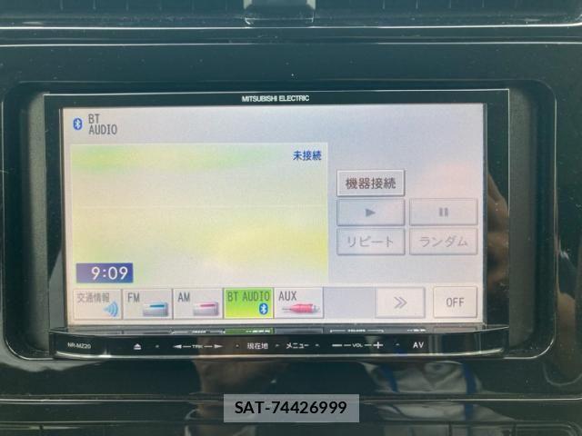 Toyota PRIUS 2016-04 7619304-22