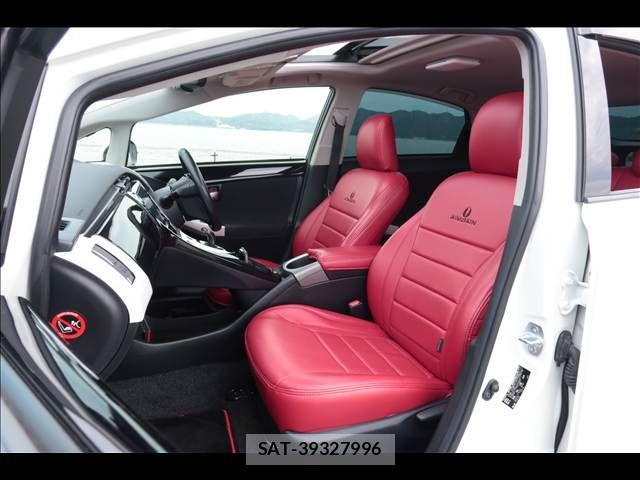 Toyota PRIUS 2015-05 7619251-16